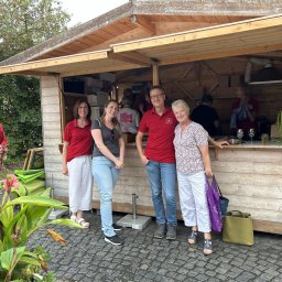 Zu Chor & V i n o sagen wir nie