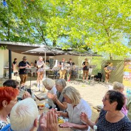 Sängerfrühschoppen mit Livemusik der „Elzkrainer“